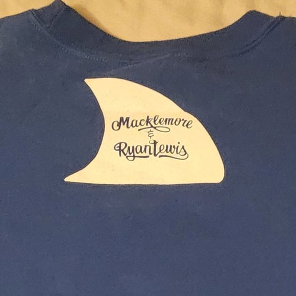 Macklemore and Ryan Lewis Shark face gang graphic band crewneck sweater size xl - Picture 4 of 5